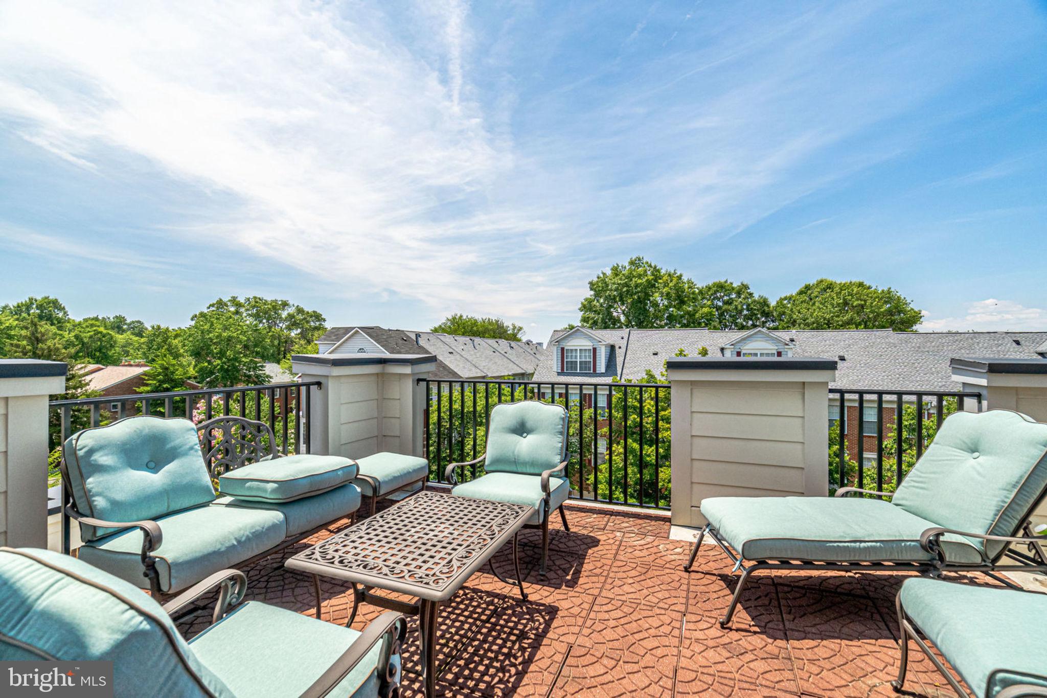 DOUGLAS PARK - Residential Lease