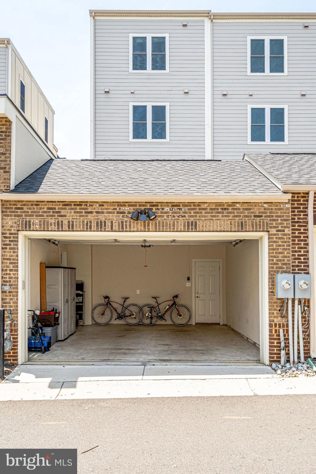 DOUGLAS PARK - Residential Lease