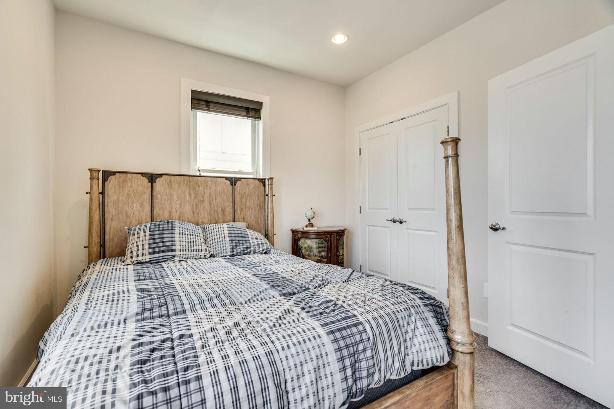 DOUGLAS PARK - Residential Lease