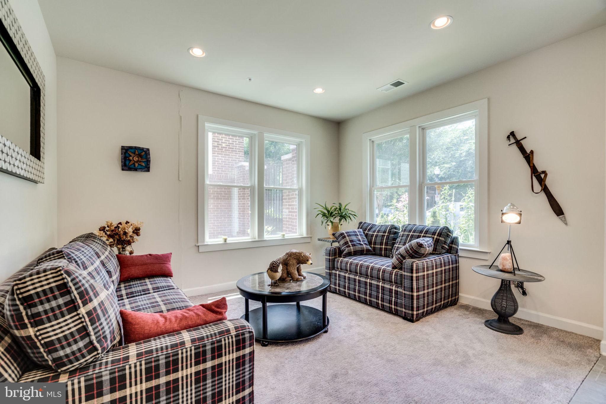 DOUGLAS PARK - Residential Lease