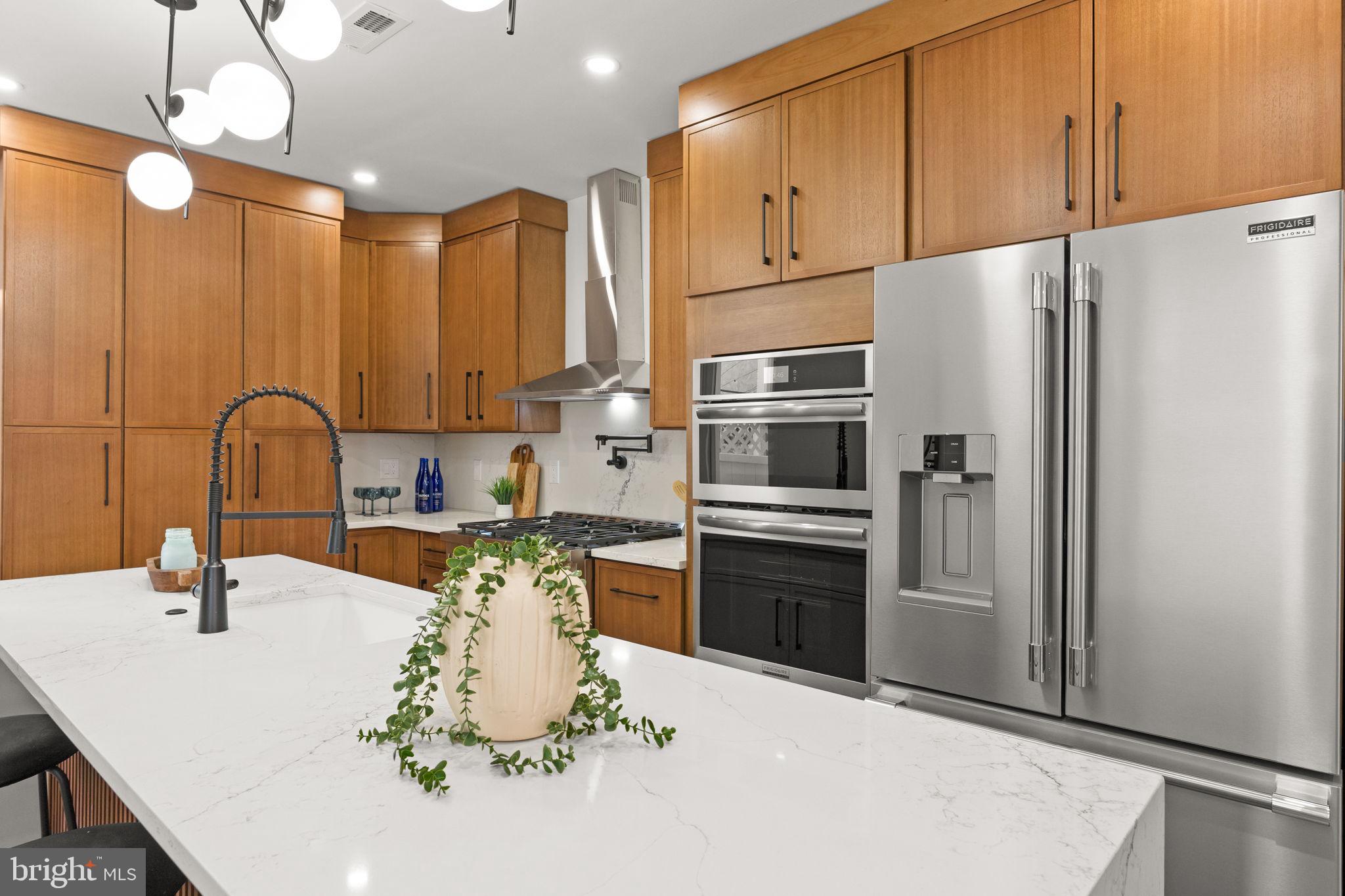 GRADUATE HOSPITAL - Residential