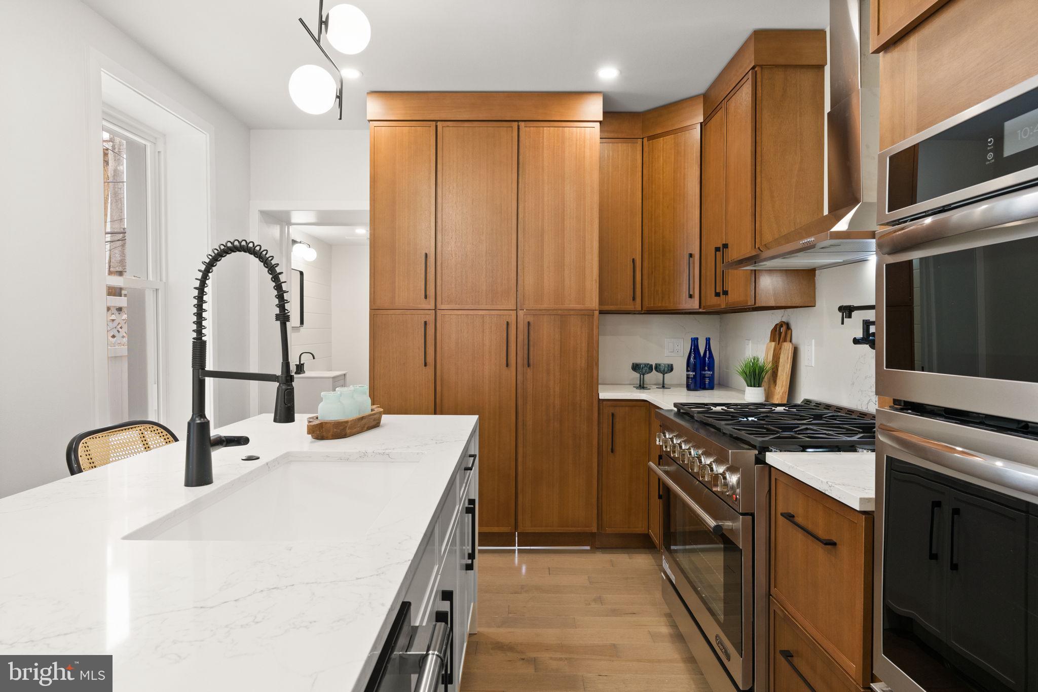 GRADUATE HOSPITAL - Residential