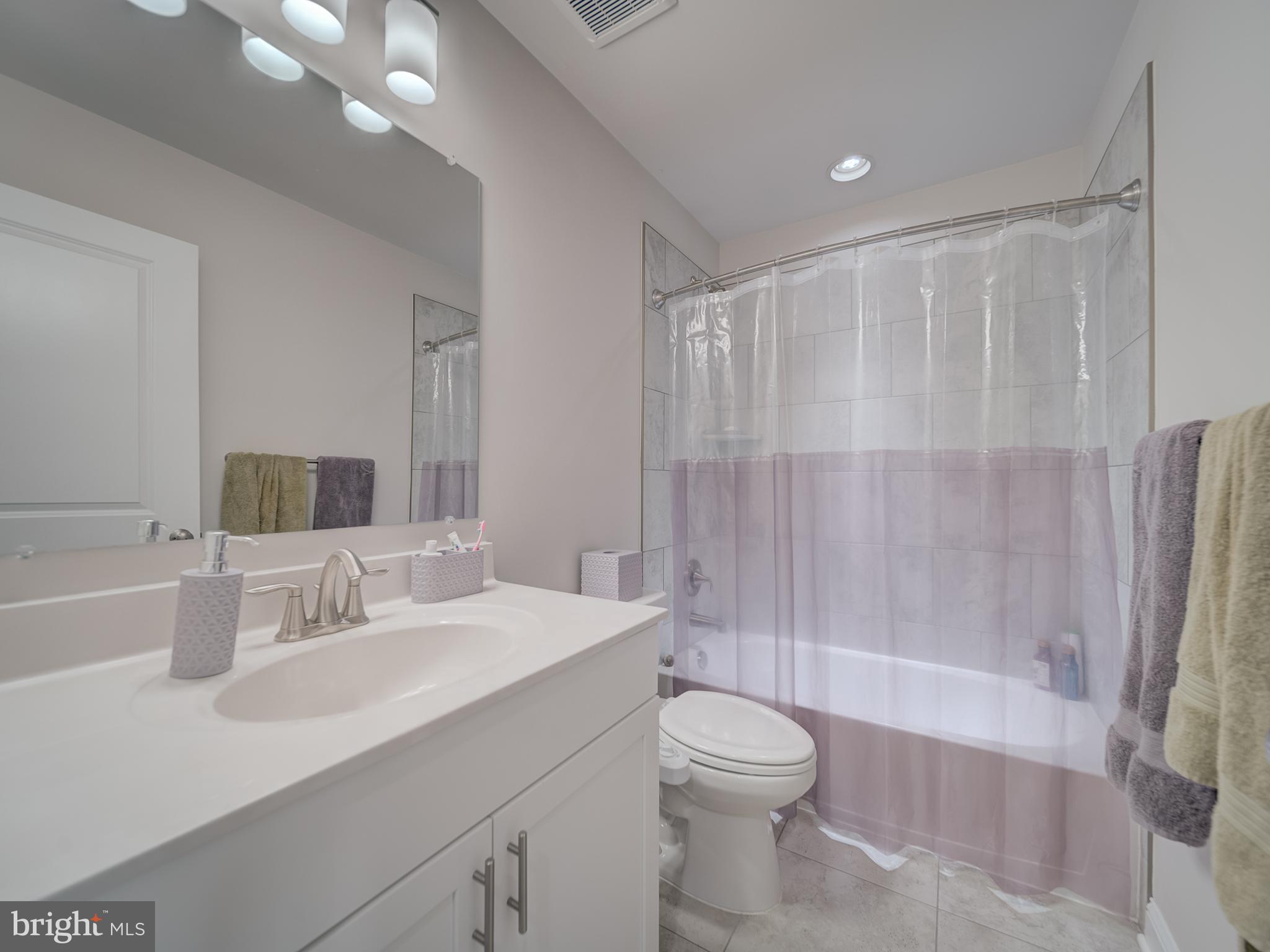 SPRING CREEK - Residential Lease