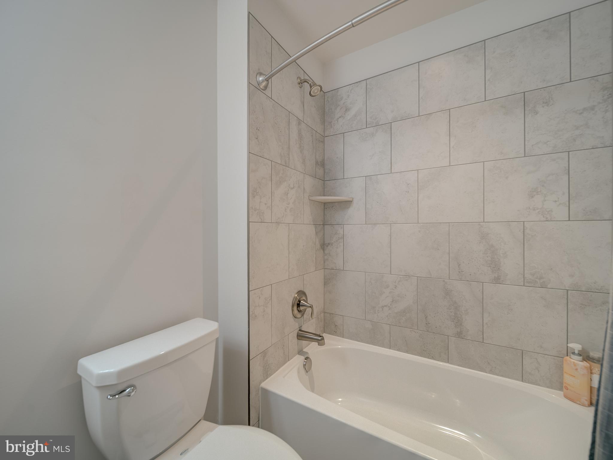 SPRING CREEK - Residential Lease