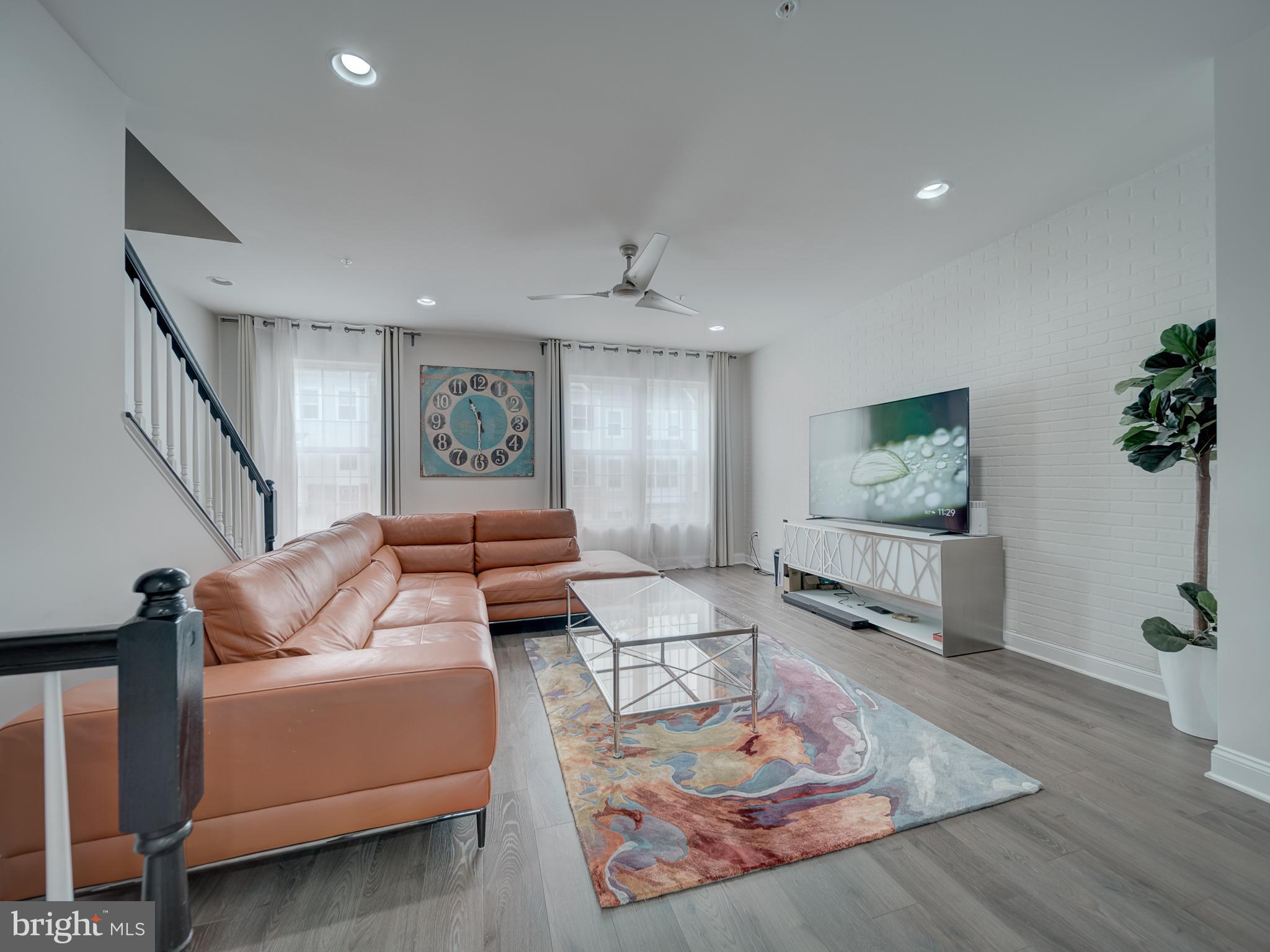 SPRING CREEK - Residential Lease