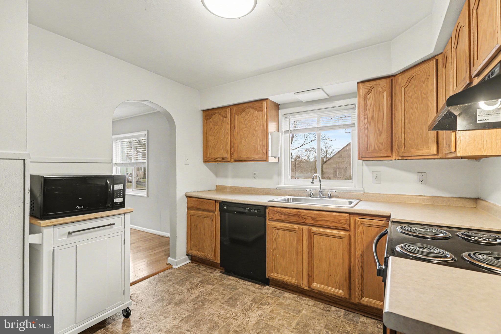 DUKE STREET COMMONS - Residential