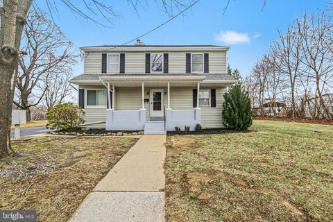 Photo of 221 N Duke Street, HUMMELSTOWN, PA 17036 (MLS # PADA2052792)
