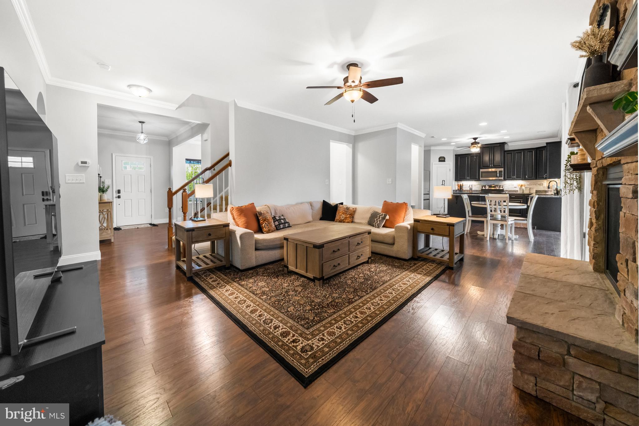 CROSSLAND AT CANAL - Residential