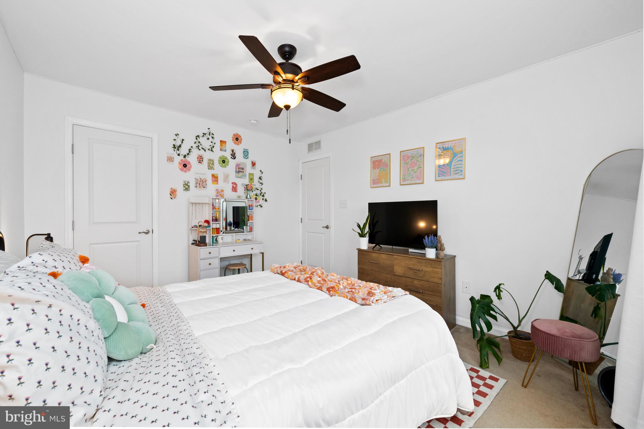 CROSSLAND AT CANAL - Residential