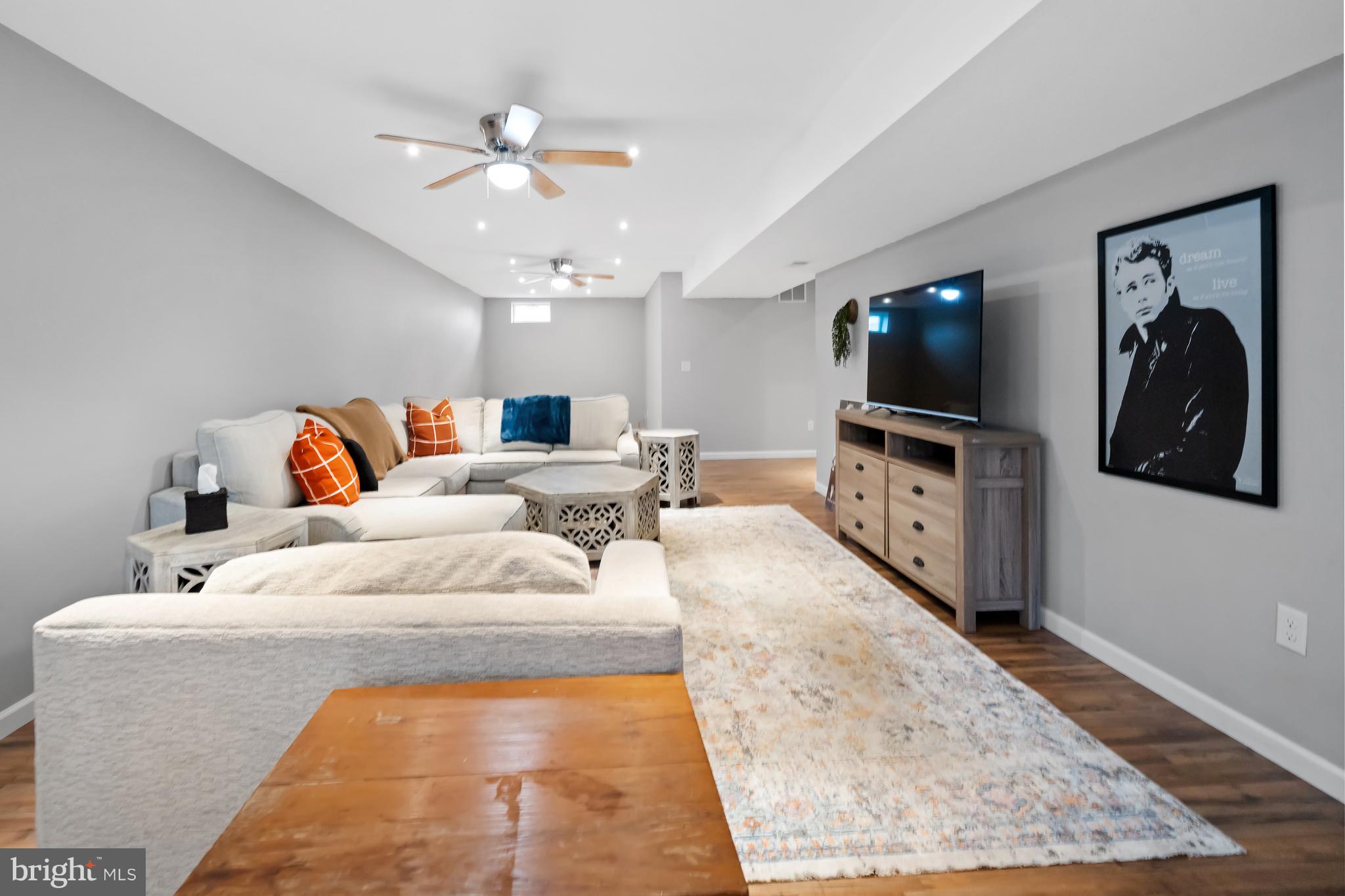 CROSSLAND AT CANAL - Residential