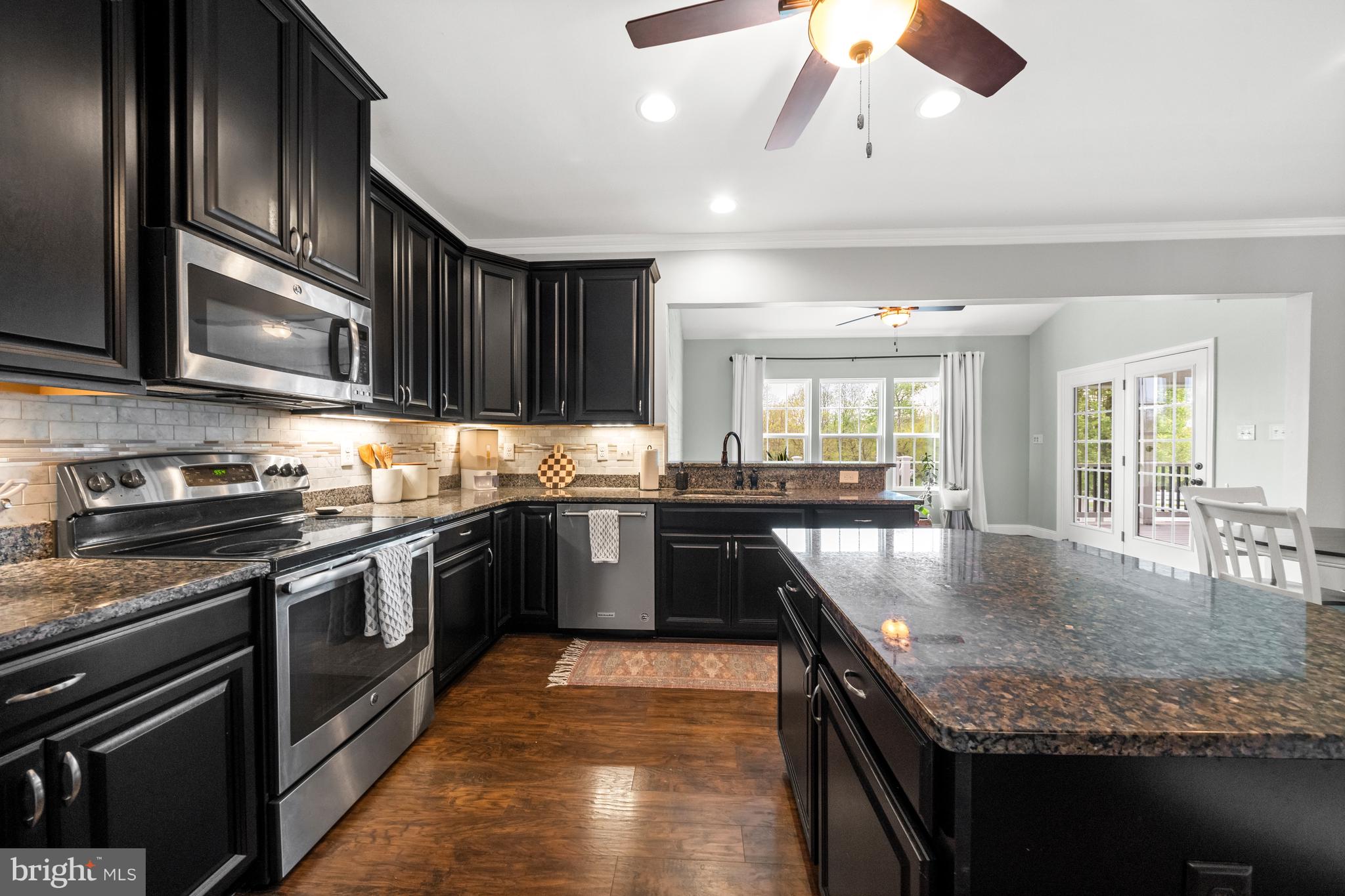 CROSSLAND AT CANAL - Residential