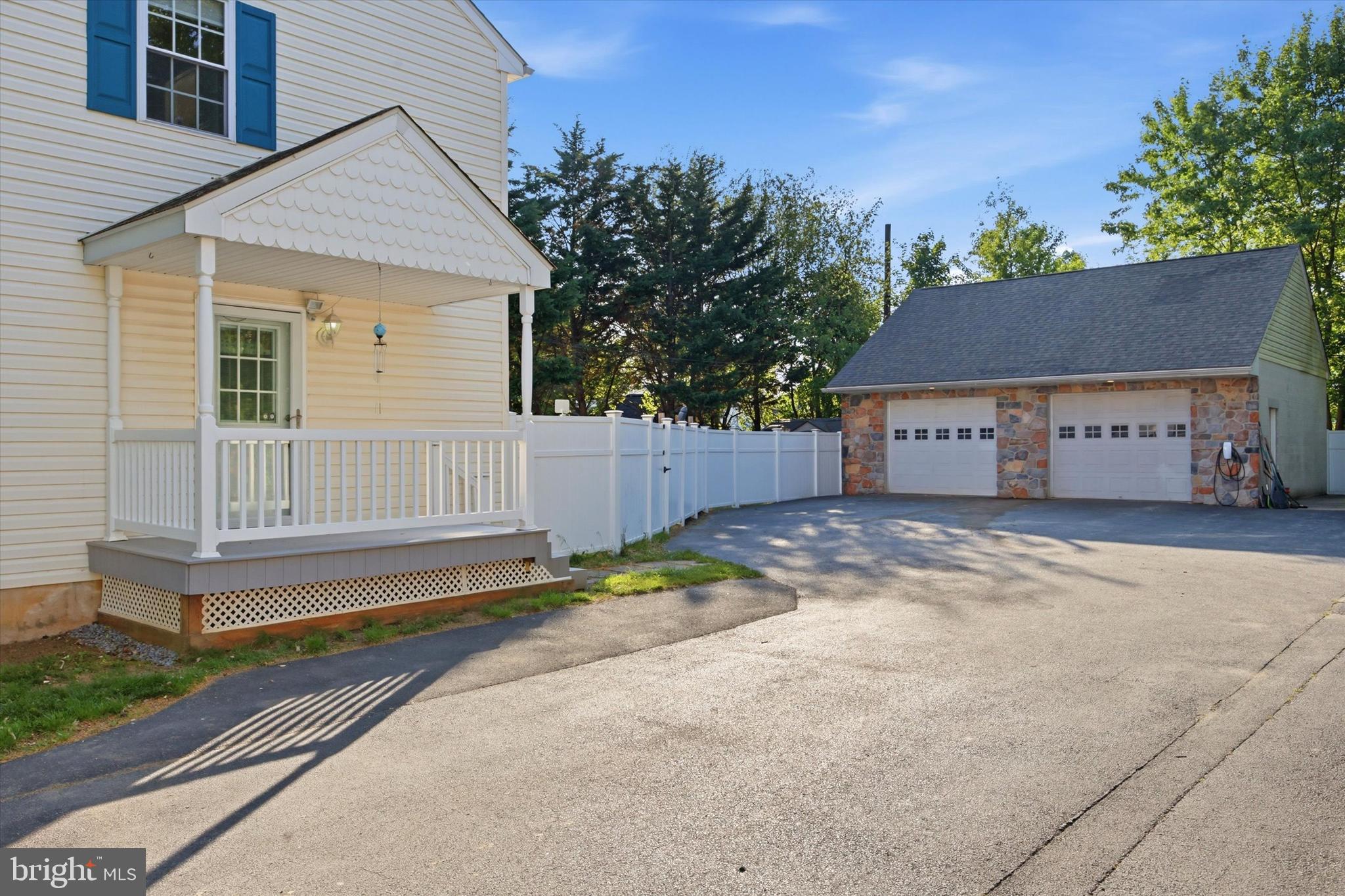 FOLSOM - Residential