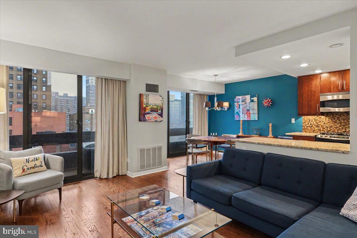 1326 SPRUCE STREET 42 1101