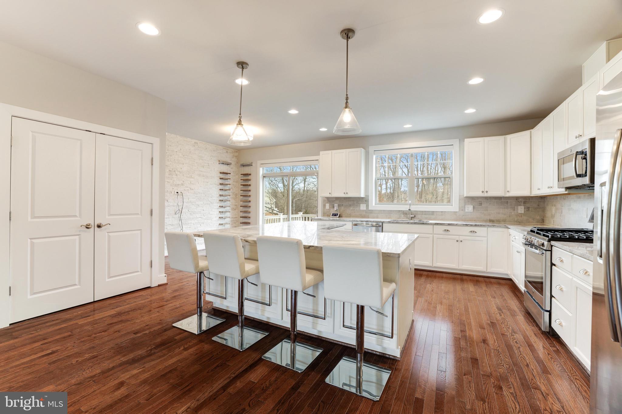 TOWNES OF BURKE - Residential Lease