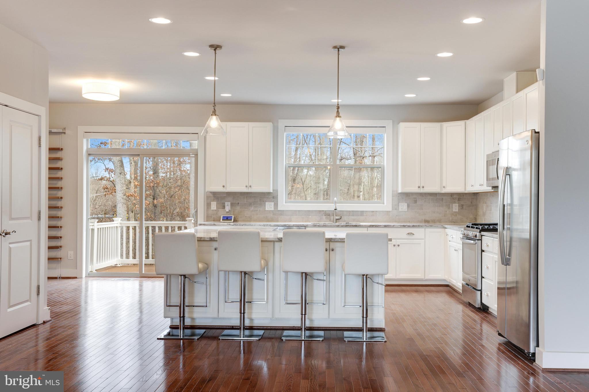 TOWNES OF BURKE - Residential Lease