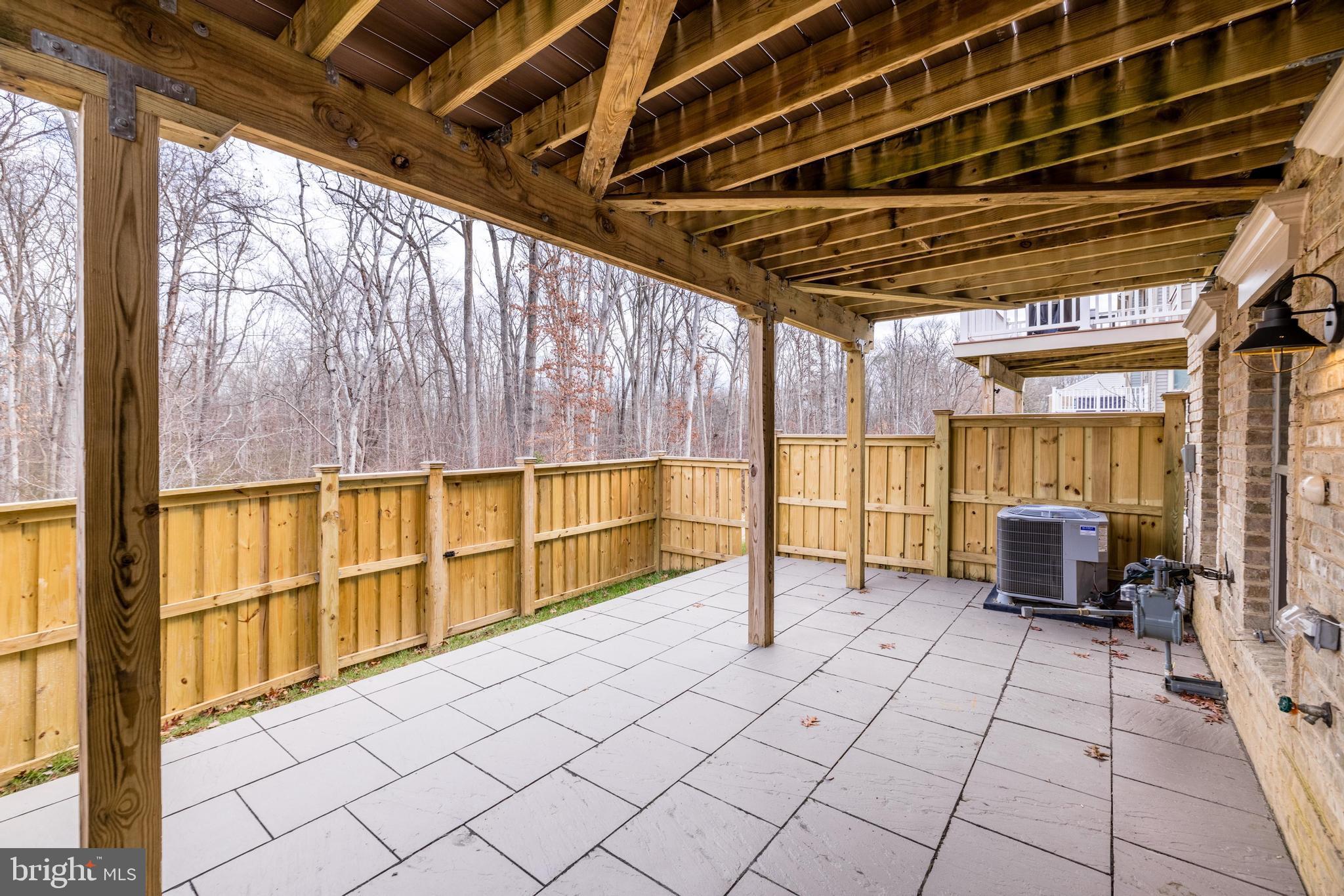 TOWNES OF BURKE - Residential Lease