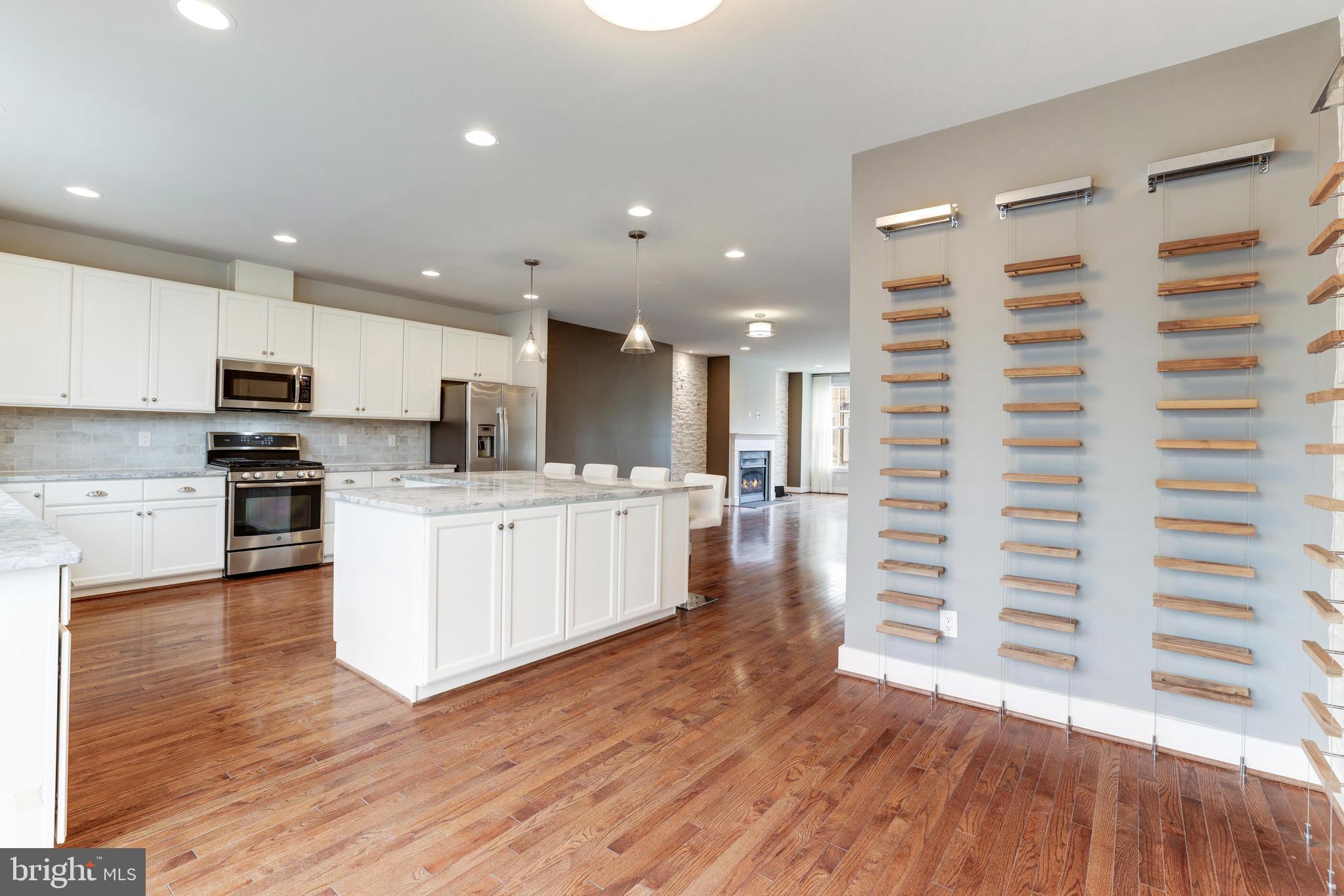 TOWNES OF BURKE - Residential Lease