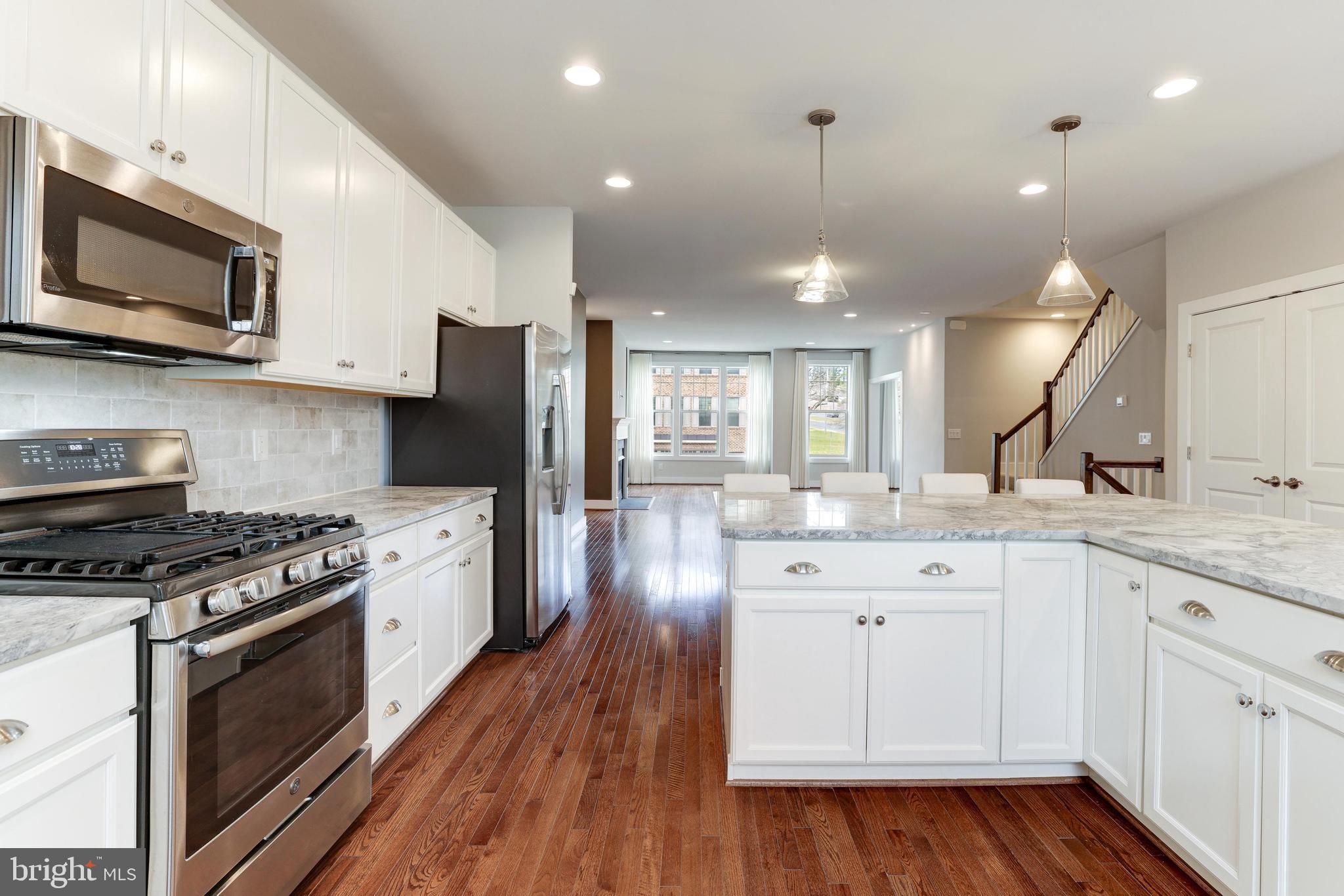 TOWNES OF BURKE - Residential Lease