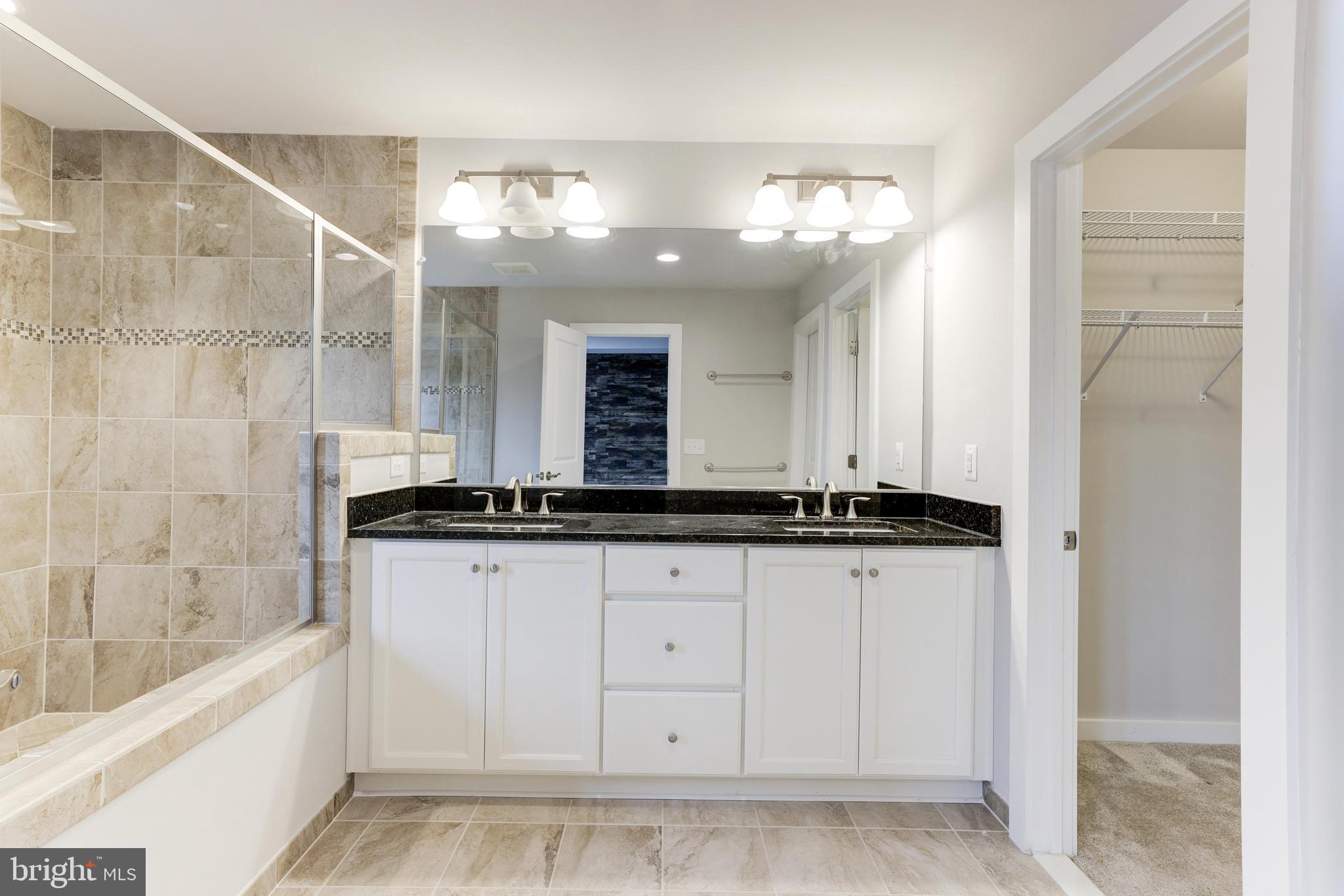 TOWNES OF BURKE - Residential Lease