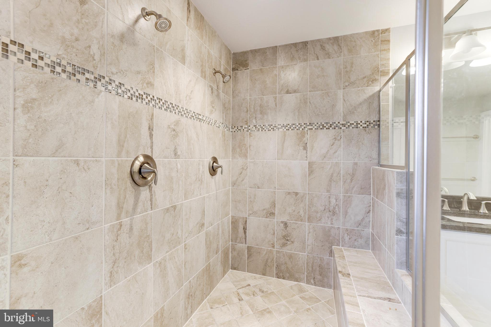 TOWNES OF BURKE - Residential Lease