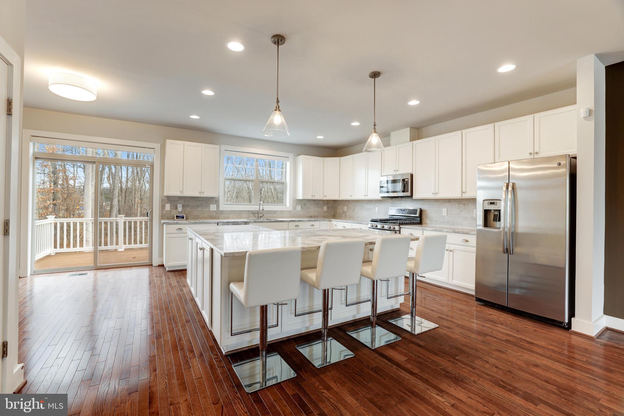 TOWNES OF BURKE - Residential Lease