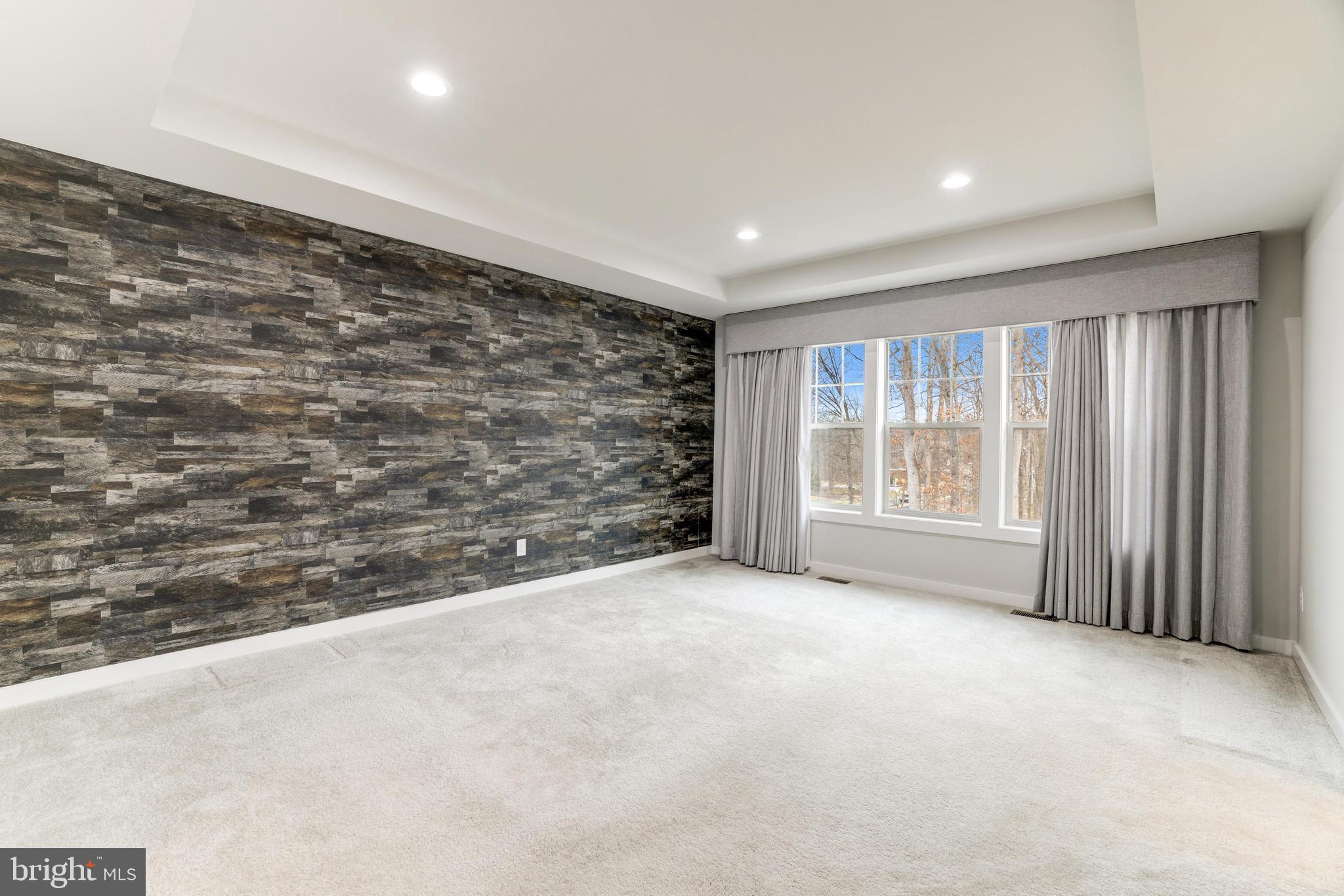 TOWNES OF BURKE - Residential Lease