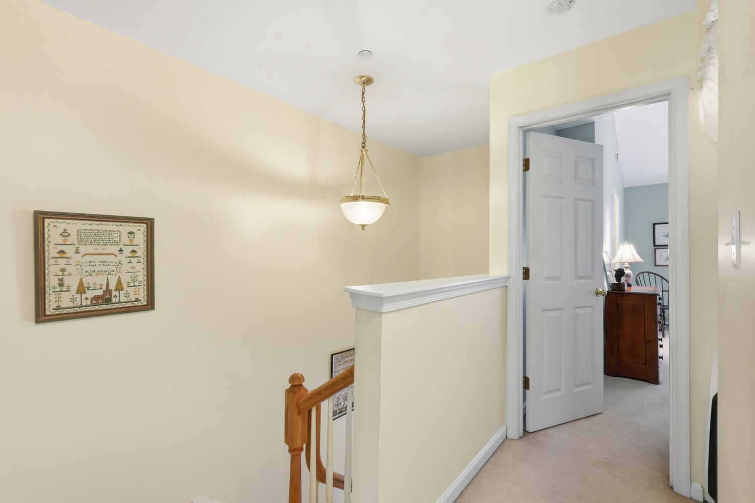 OAK HOLLOW - Residential