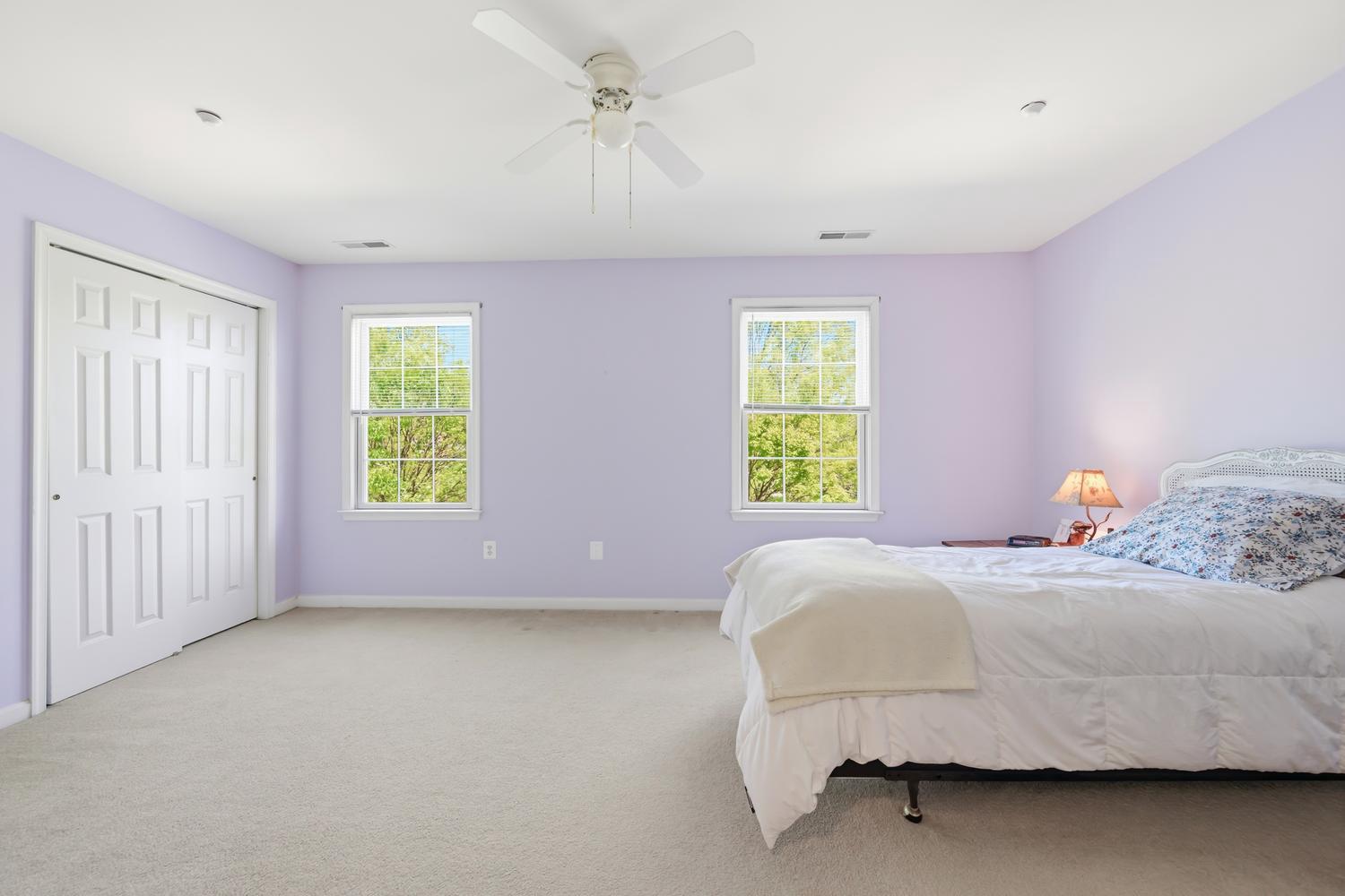 OAK HOLLOW - Residential