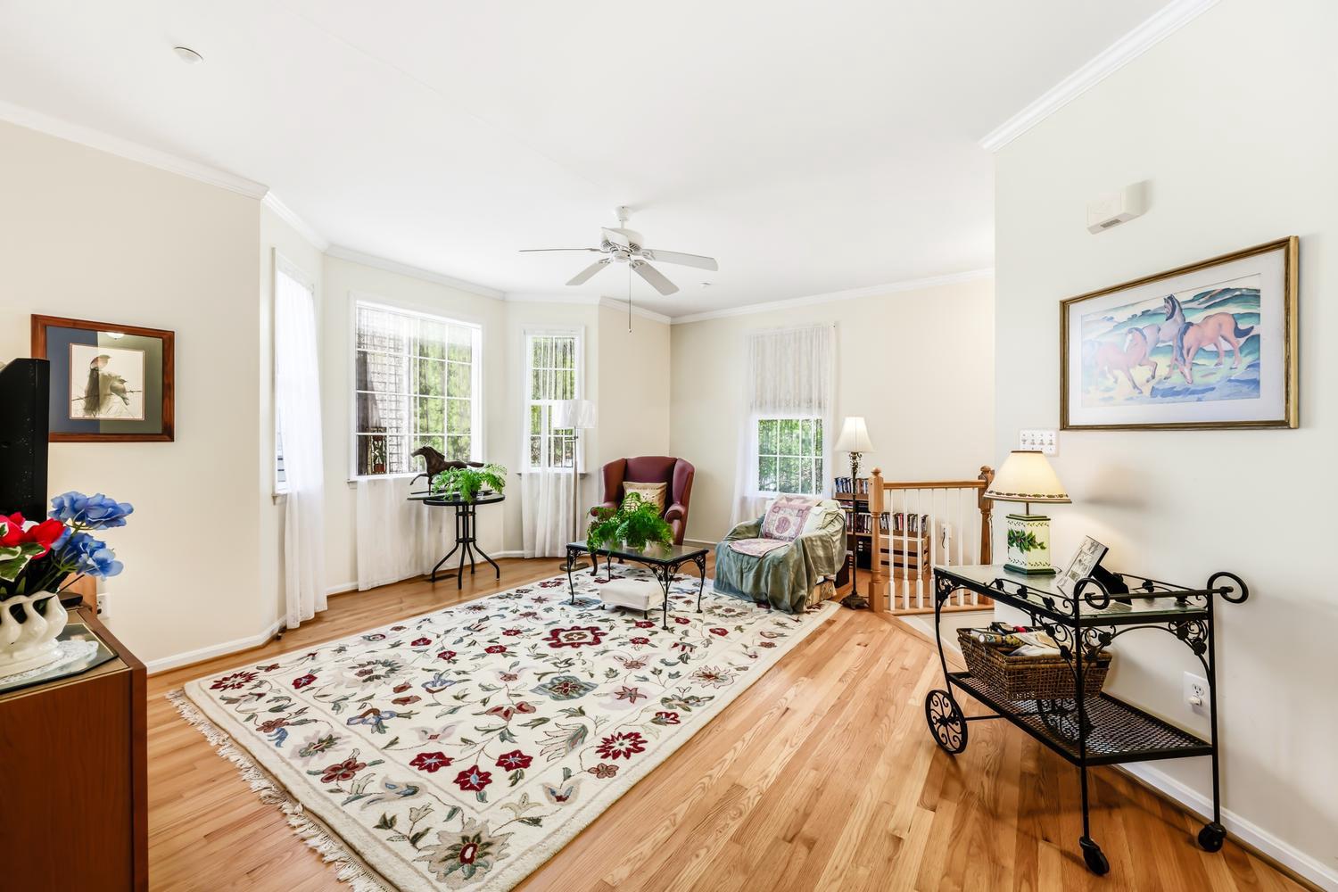 OAK HOLLOW - Residential