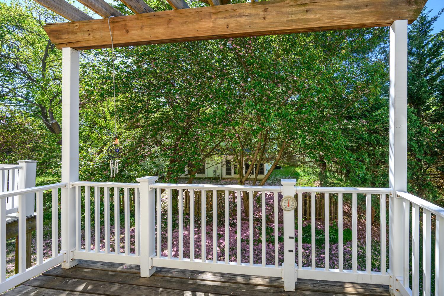 OAK HOLLOW - Residential