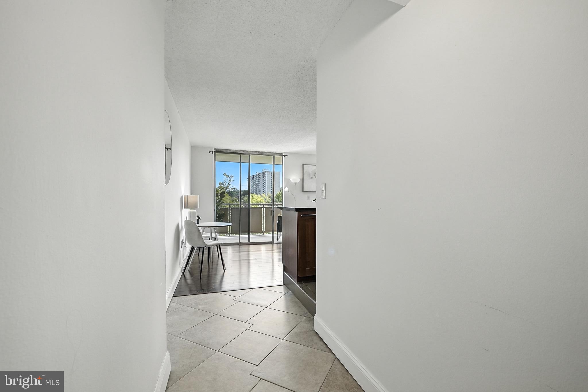 7501 DEMOCRACY BOULEVARD B422