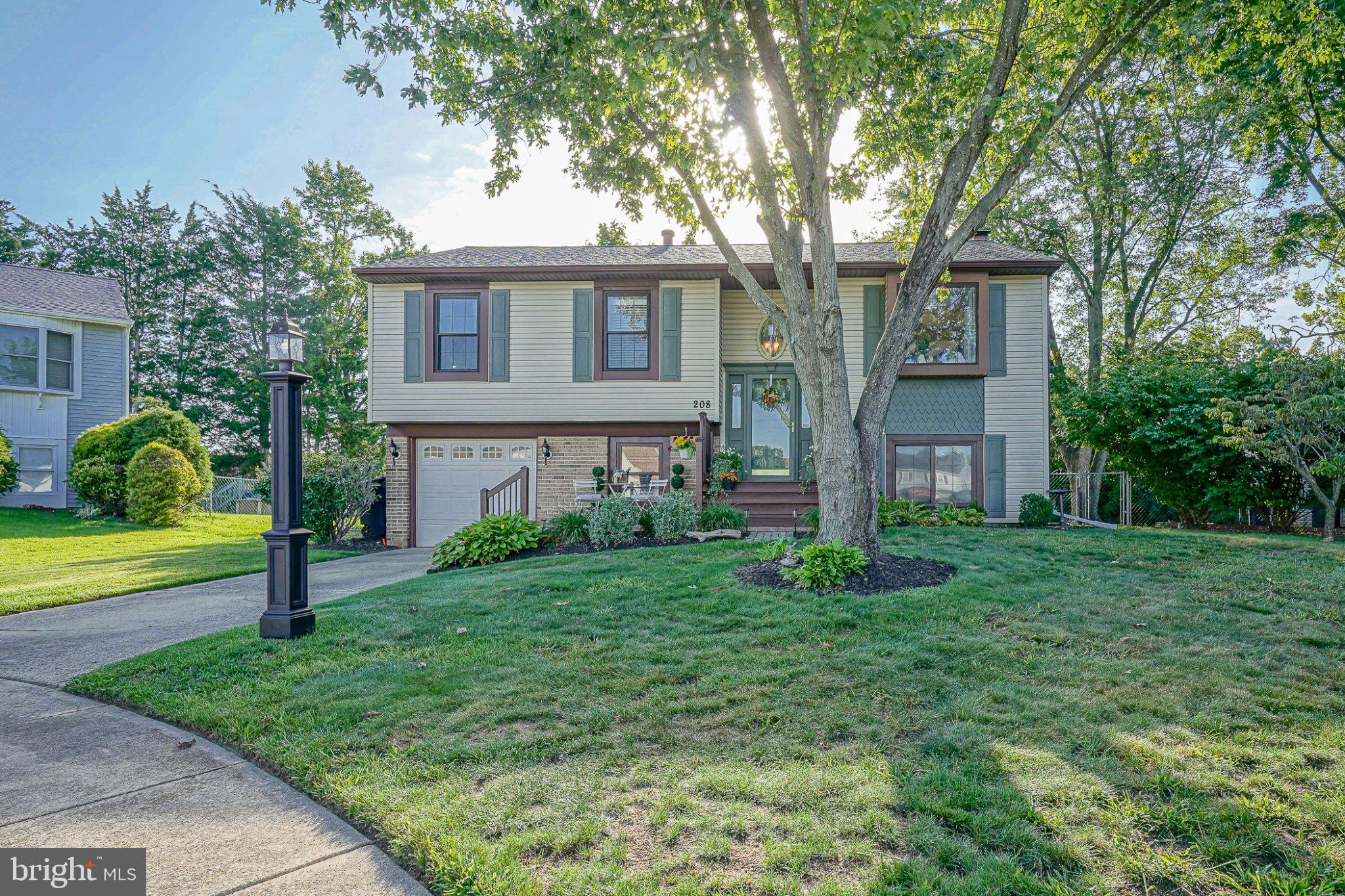 208 FAGAN CIRCLE