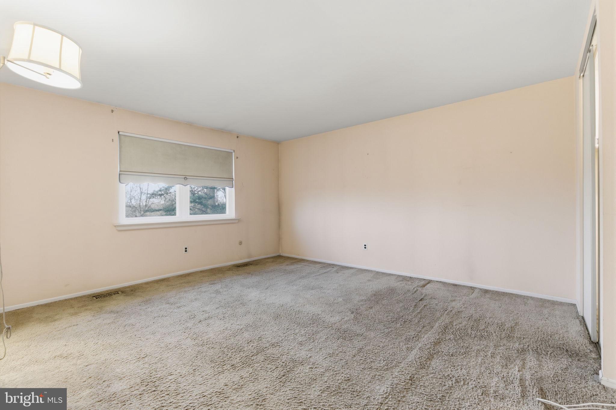 WOODLYN CROSSING - Residential