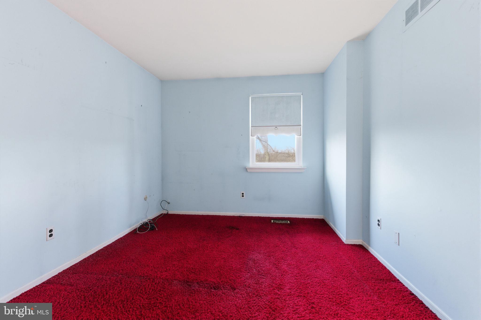 WOODLYN CROSSING - Residential