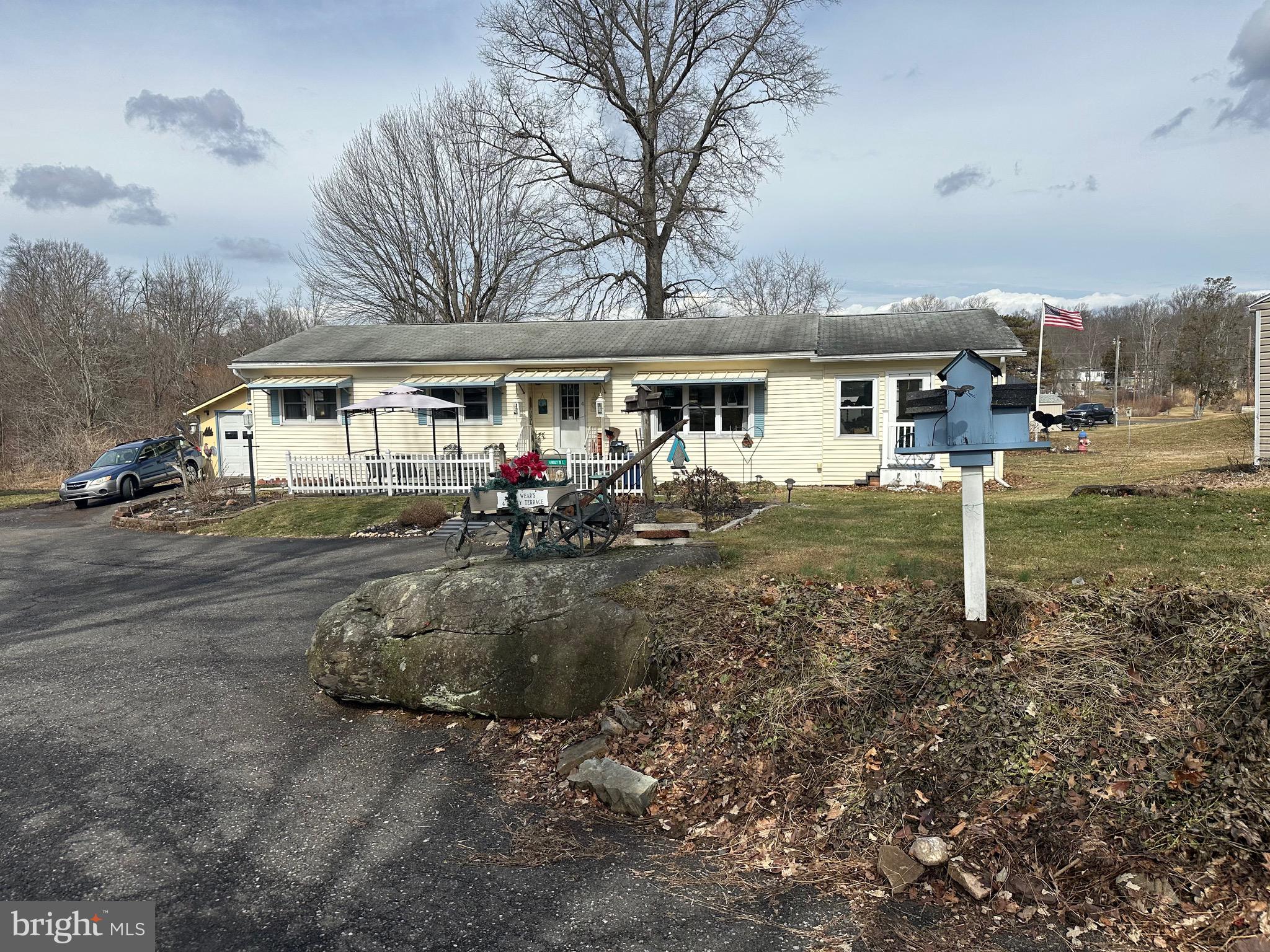 MELODYLAKESCNTRYCLUB - Residential