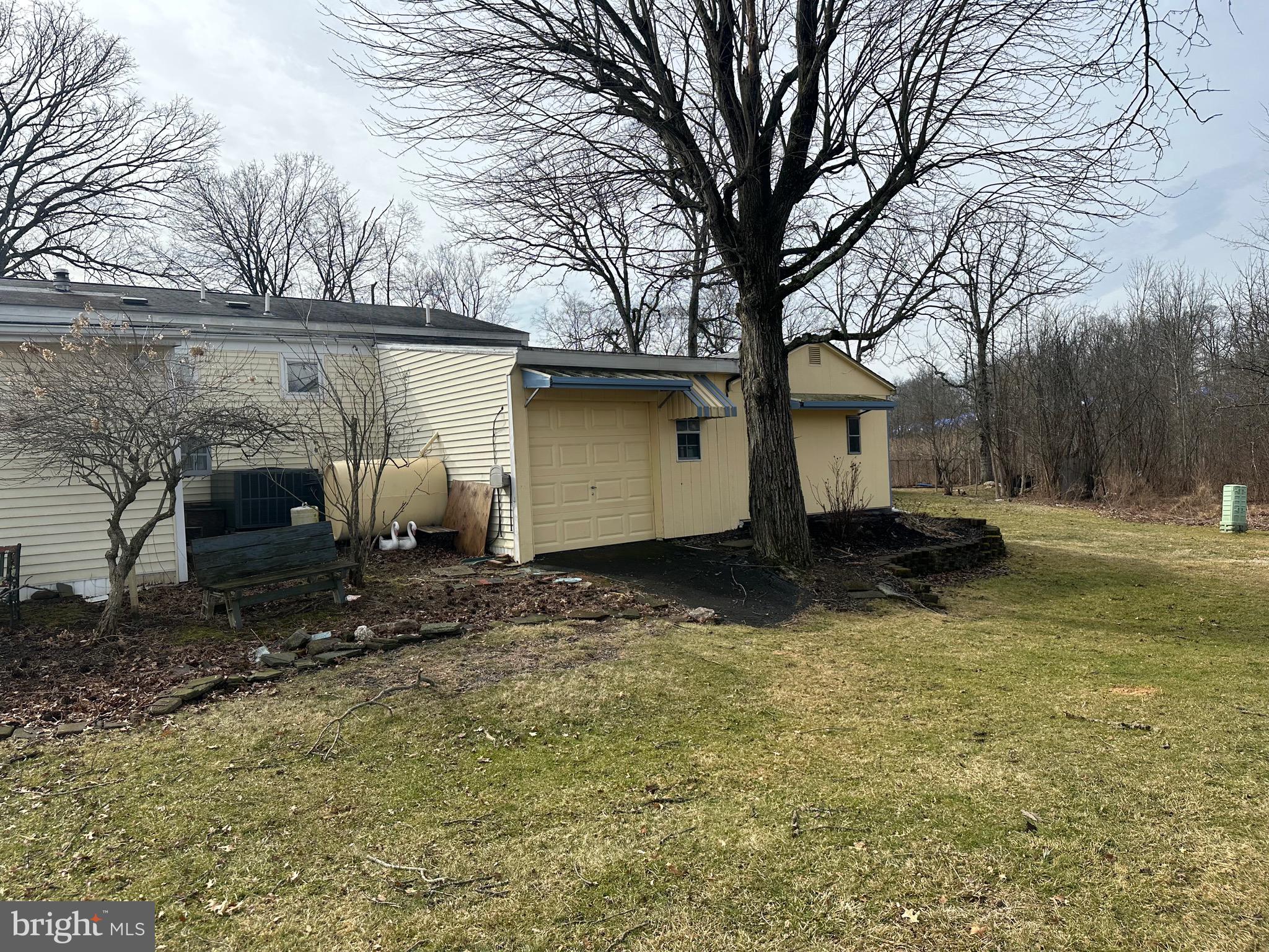 MELODYLAKESCNTRYCLUB - Residential