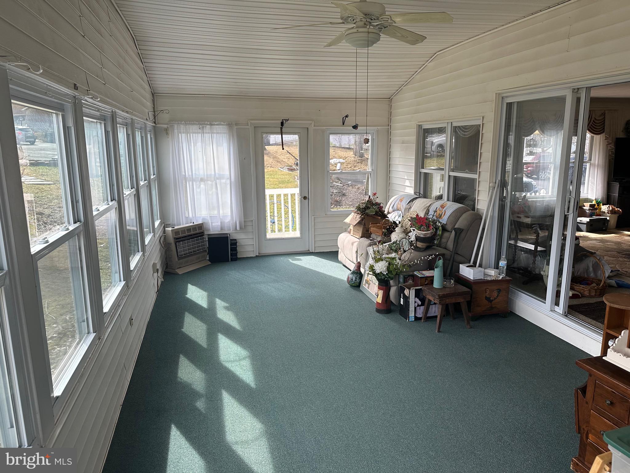 MELODYLAKESCNTRYCLUB - Residential