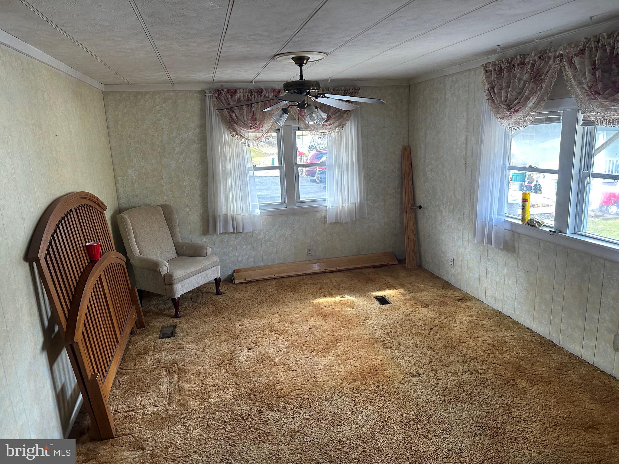 MELODYLAKESCNTRYCLUB - Residential