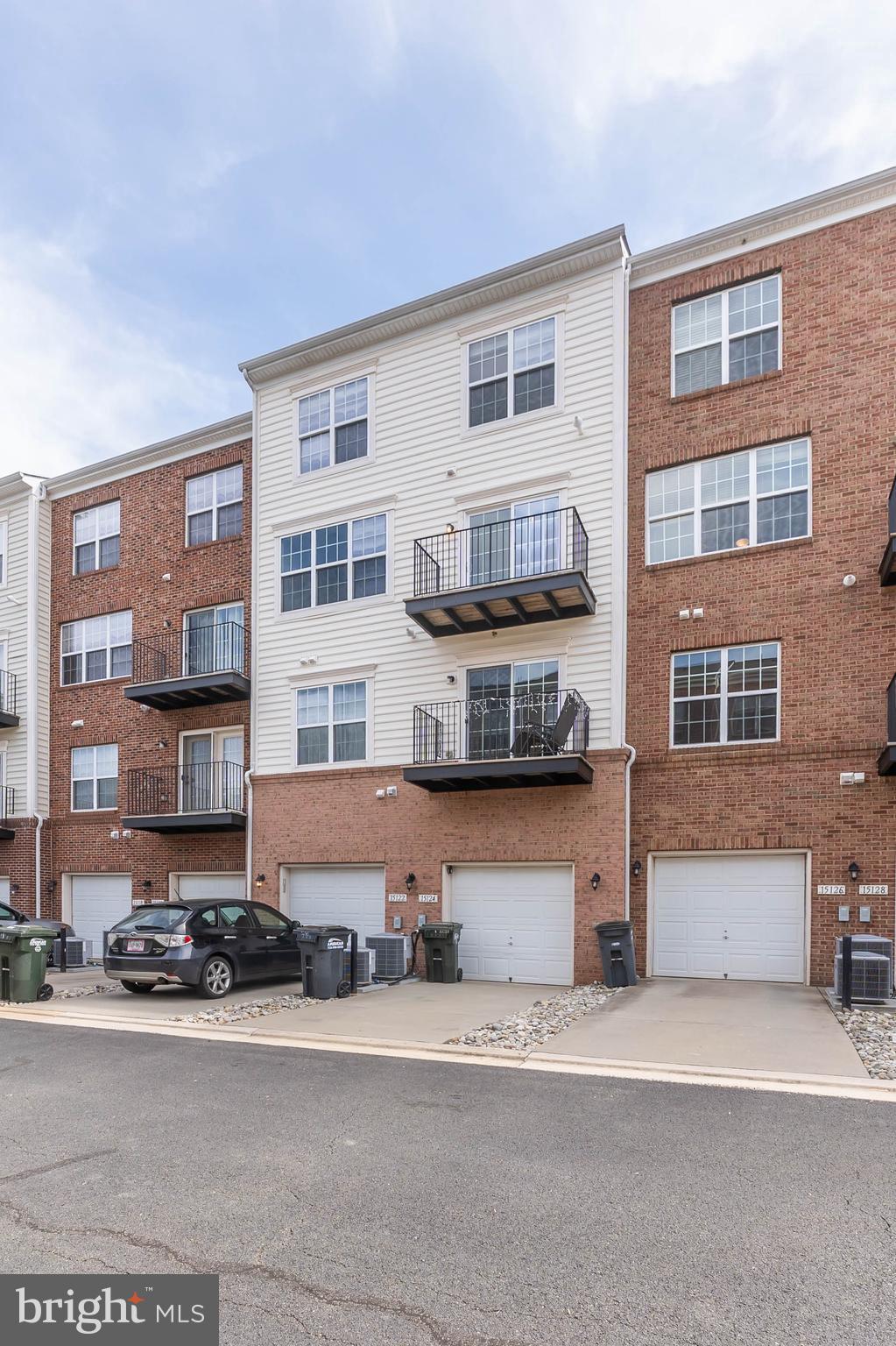 MARKET CENTER CONDOMINIUM - Residential