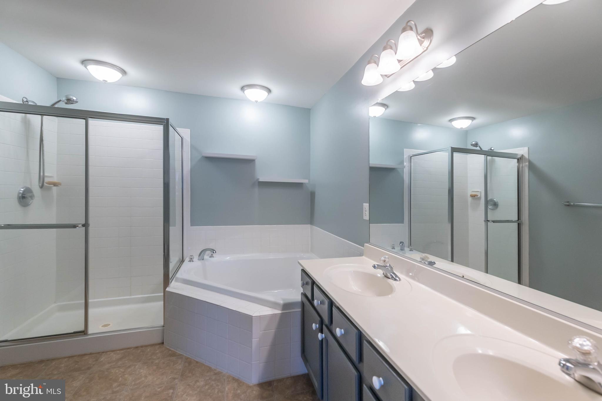 MARKET CENTER CONDOMINIUM - Residential