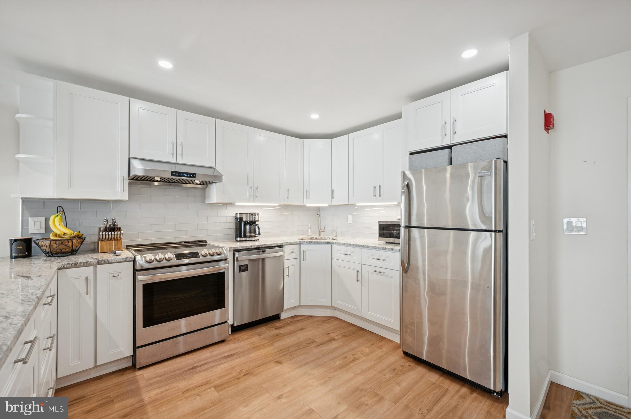 WASHINGTON SQ WEST - Residential Lease