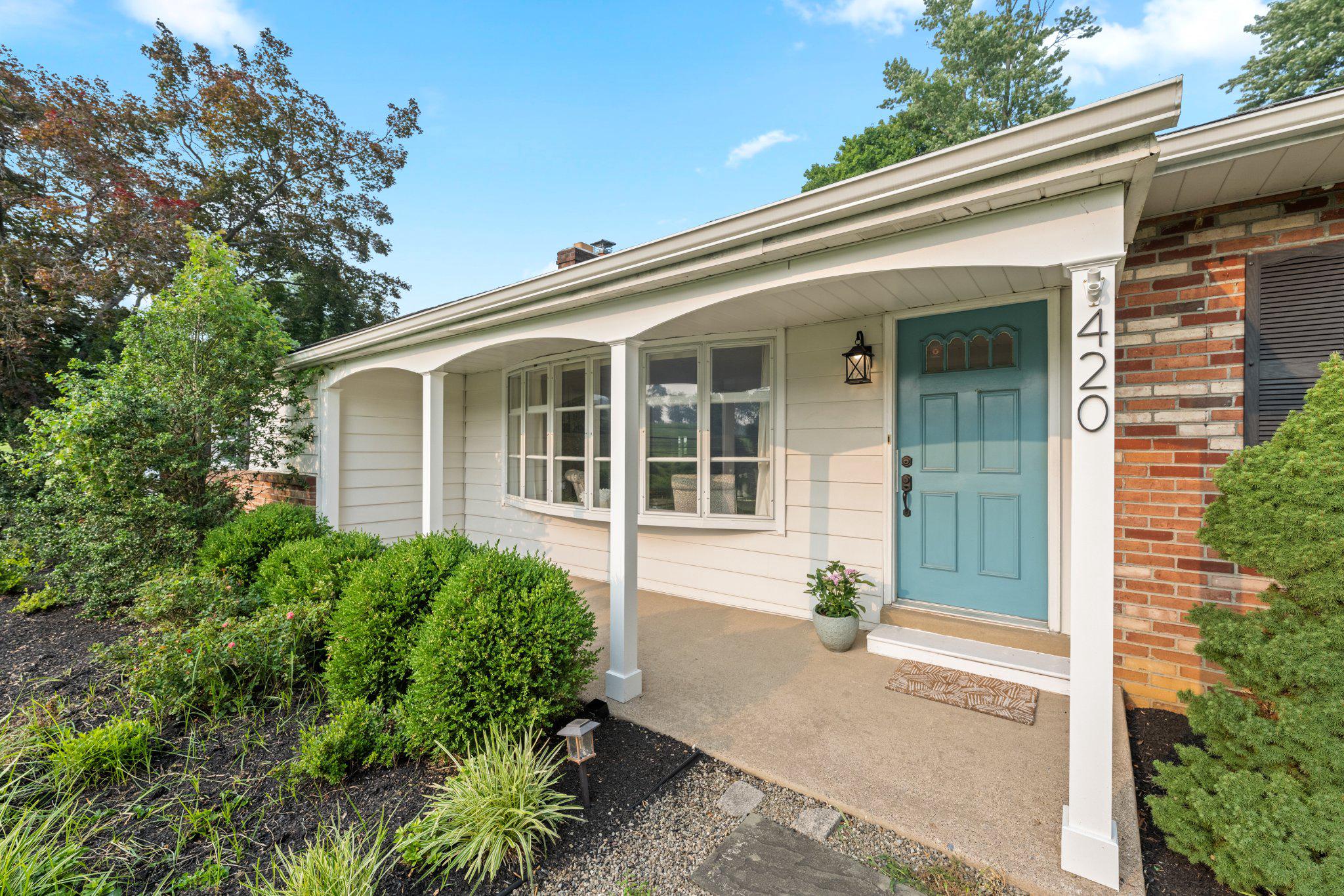 420 BISHOP HOLLOW ROAD