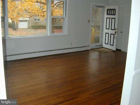 Homes For Rent - 409 N Lynn Drive<br/> WILMINGTON, DE 19809