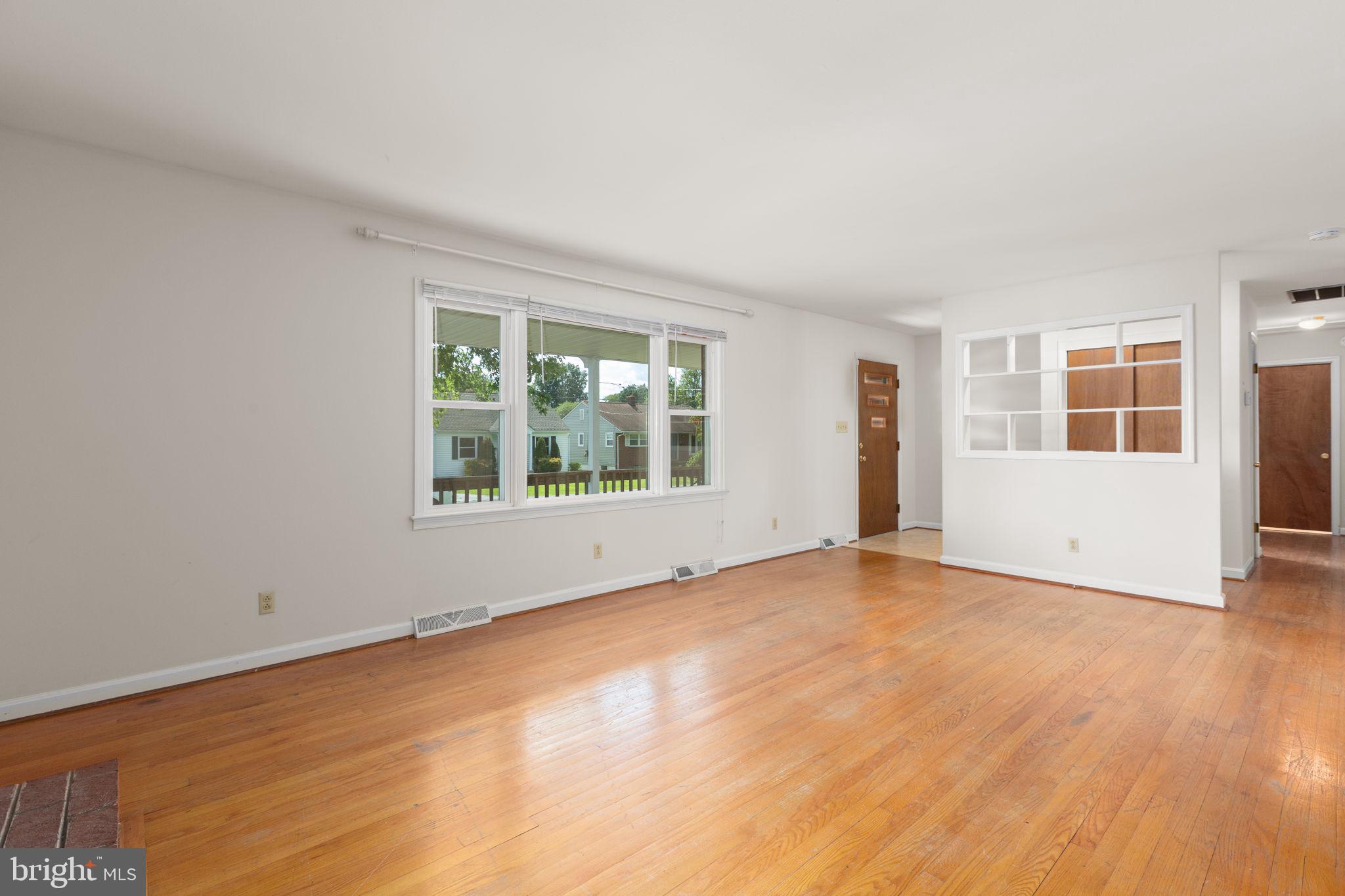 125 HILLCREST DRIVE