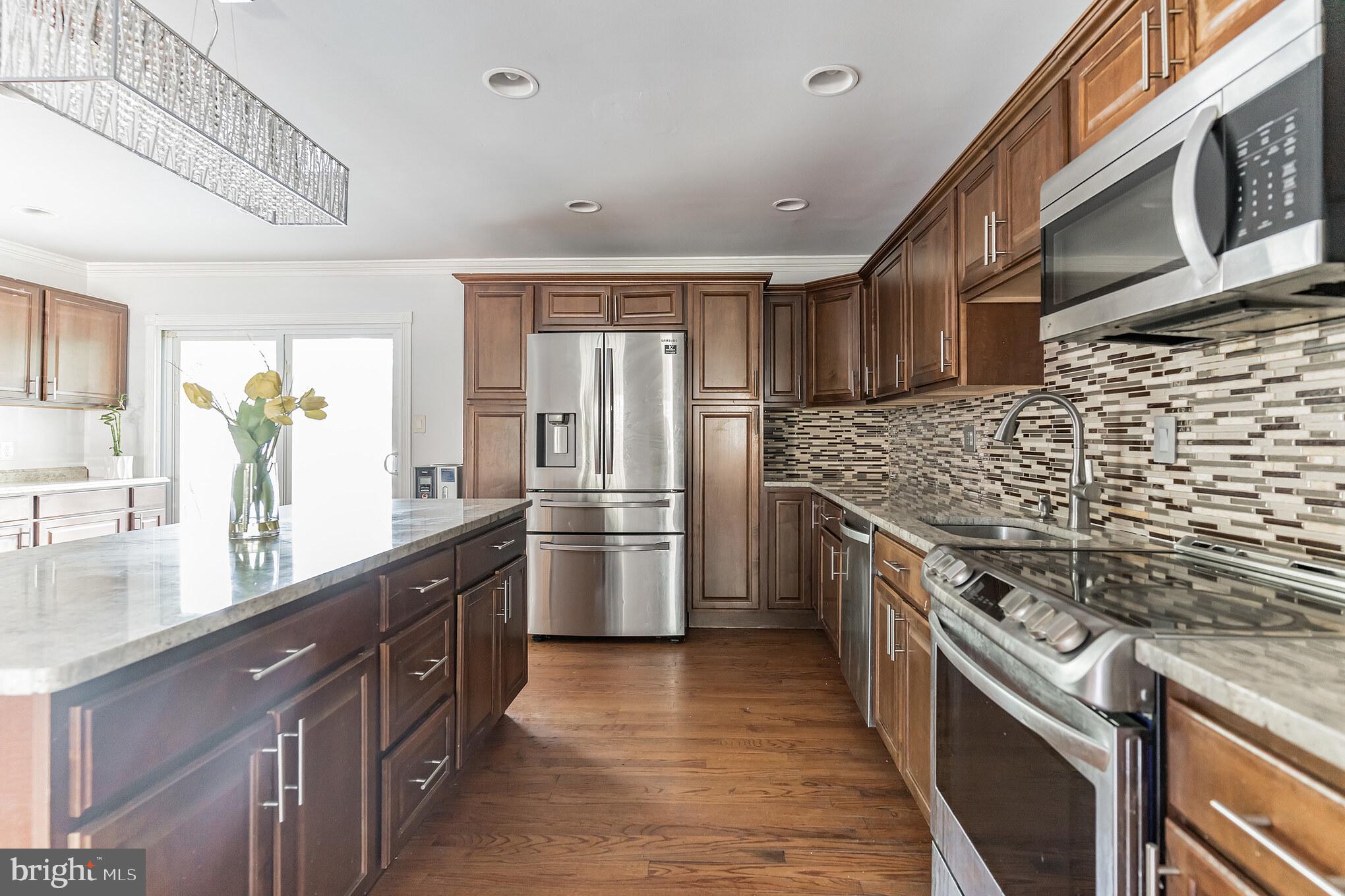 GLENN DALE HEIGHTS-RESUB - Residential