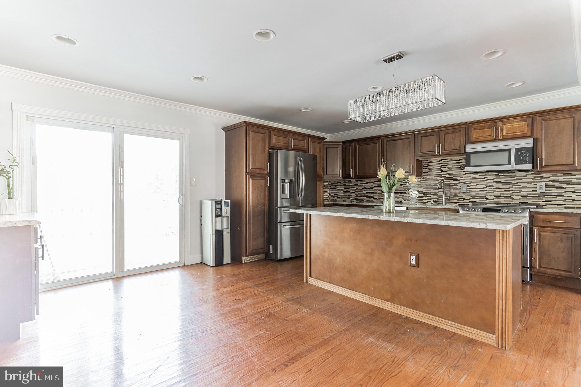 GLENN DALE HEIGHTS-RESUB - Residential