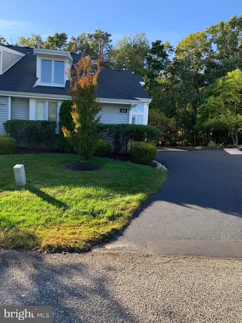 MLS: NJCD2090358