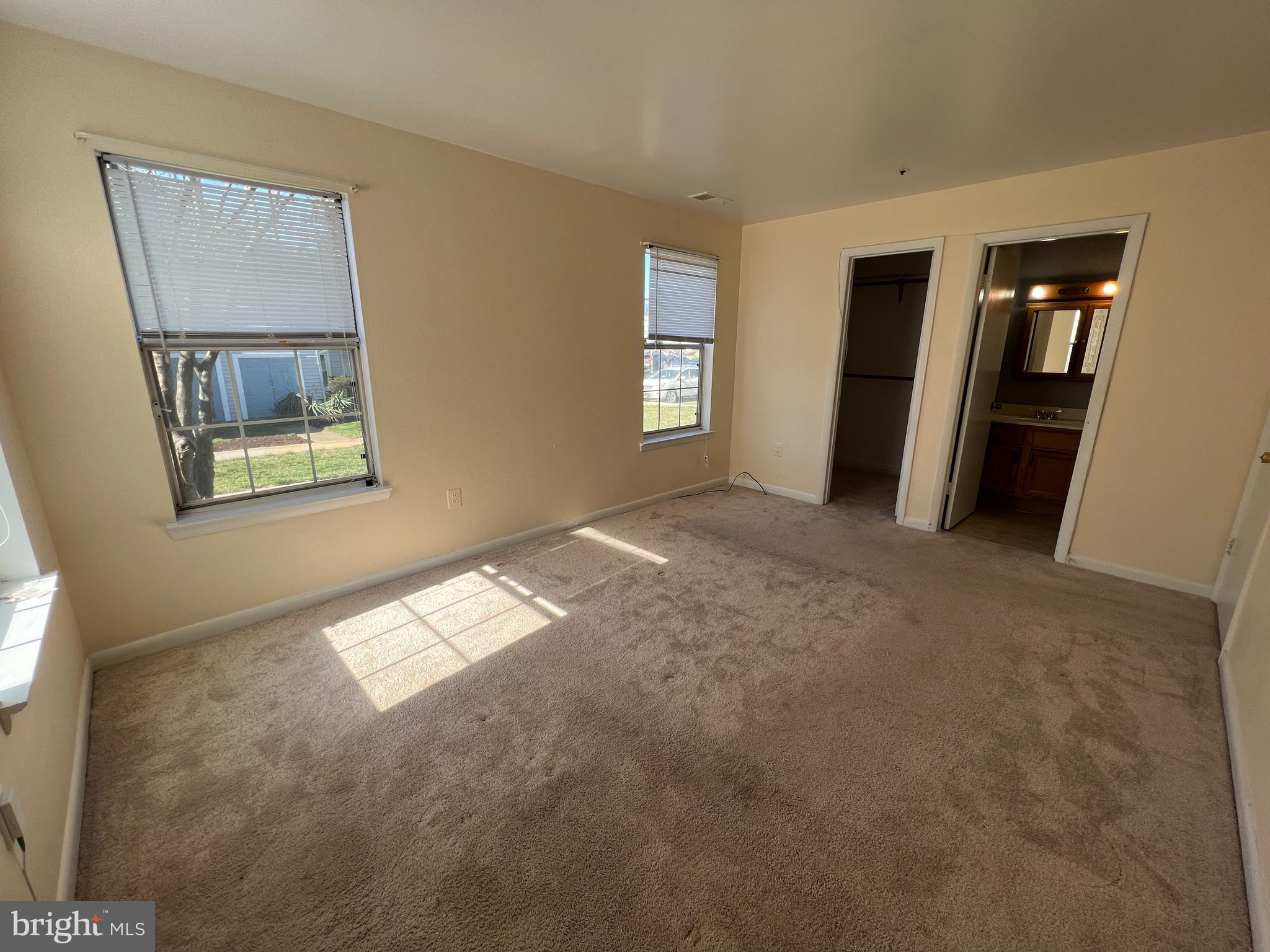 DEVON HILLS CONDO - Residential Lease