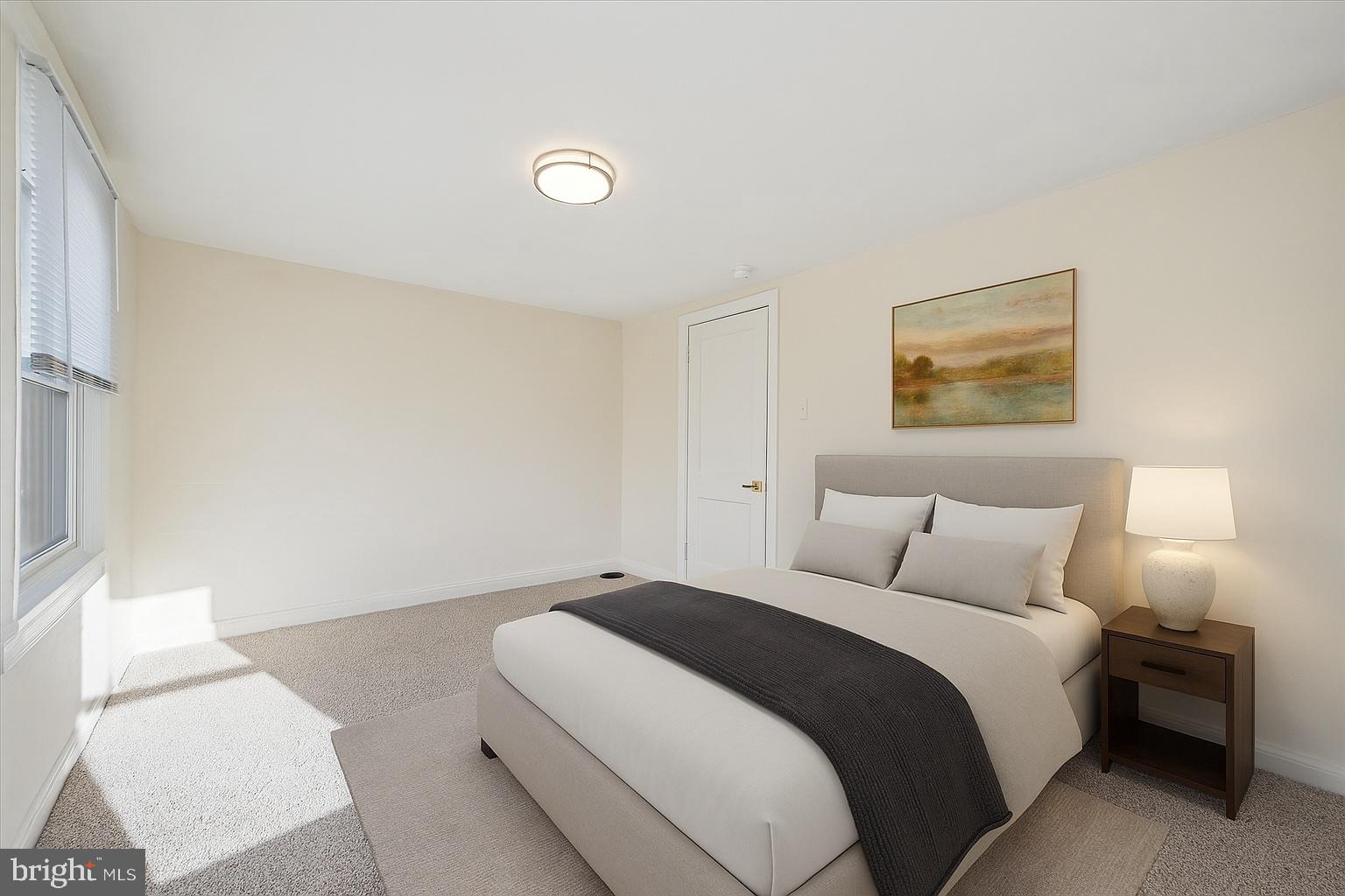 ROXBOROUGH - Residential