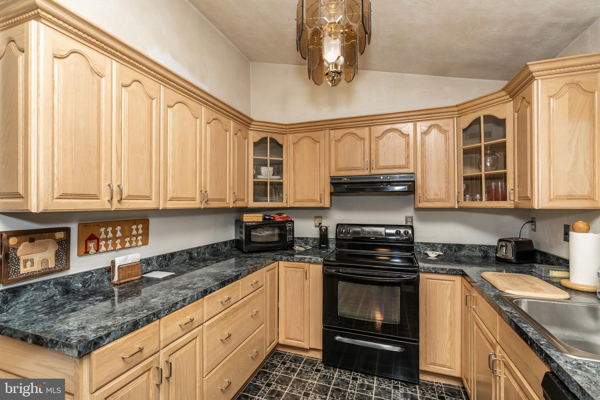 NORTHVIEW AT BELAIR VILLAGE - Residential